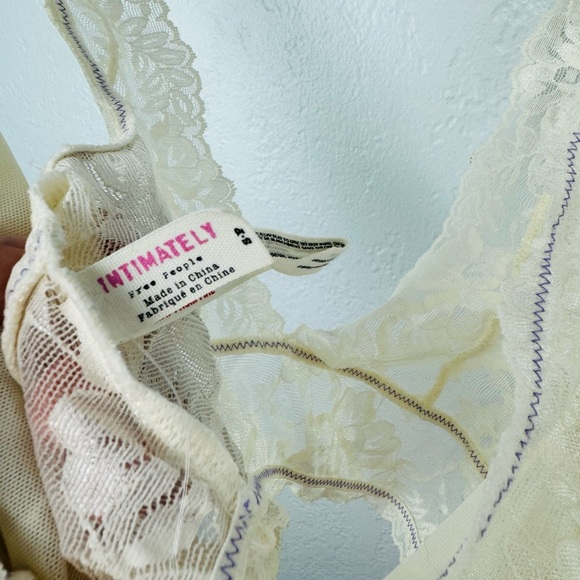 NEW Free People Ivory Lace Bralette - Picture 4 of 5